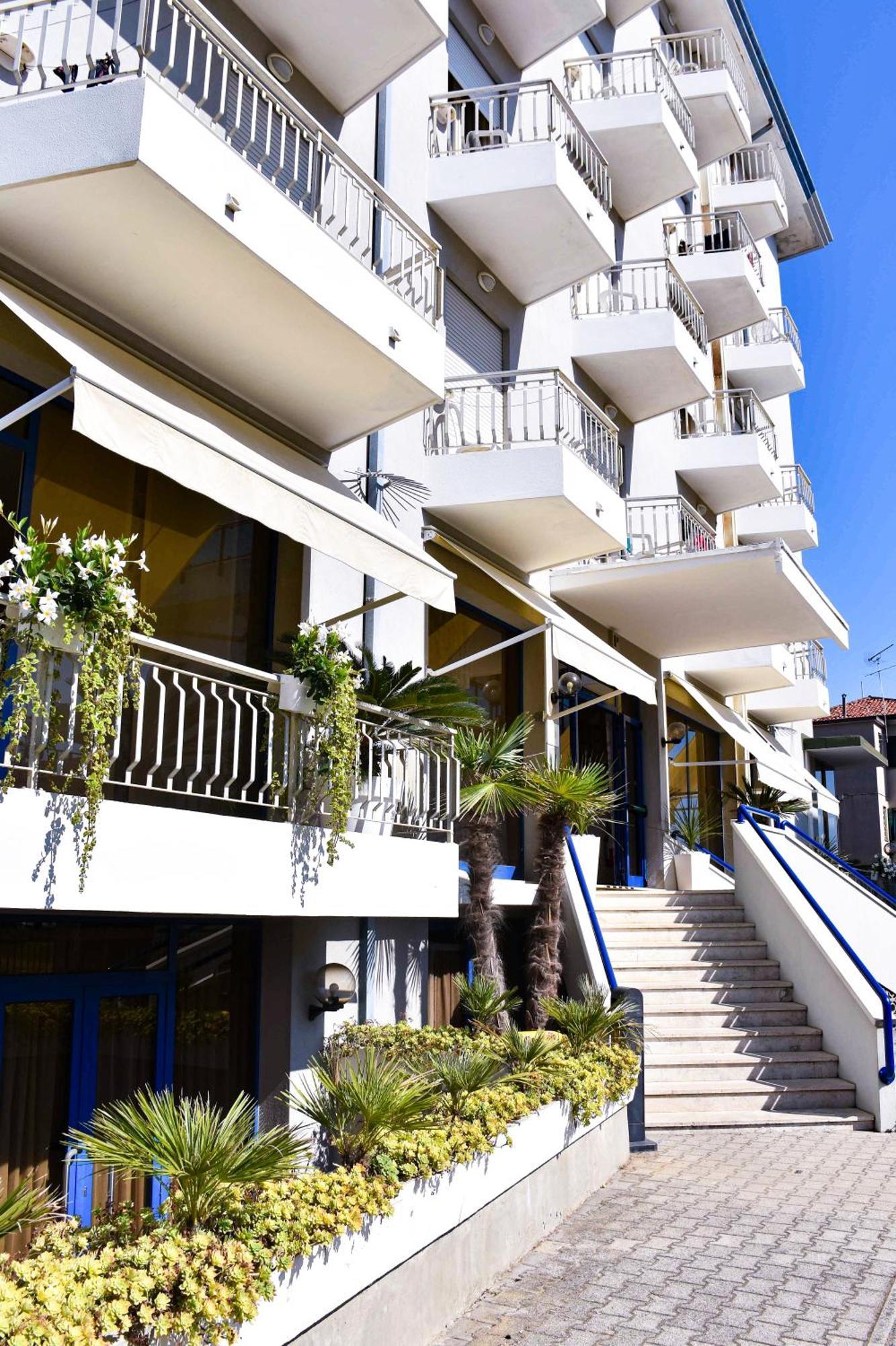 Hotel Umberto Lido di Jesolo Exterior photo