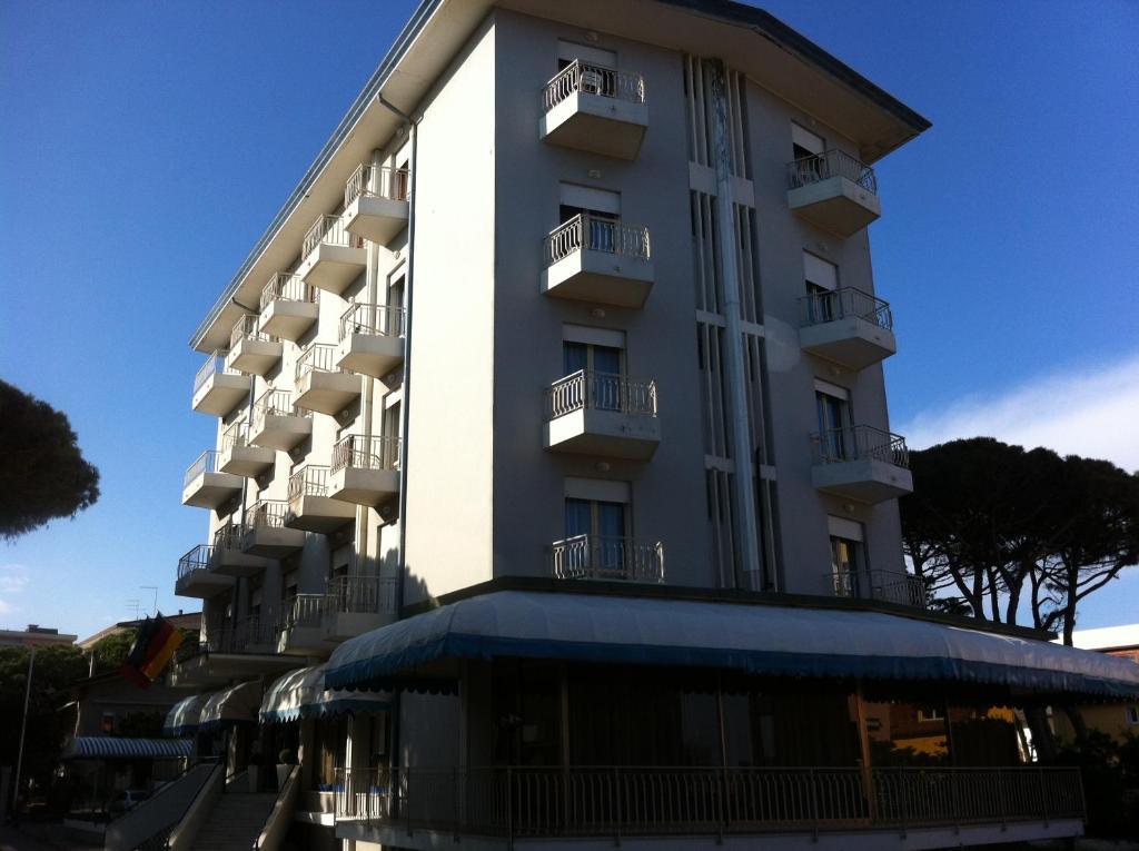 Hotel Umberto Lido di Jesolo Exterior photo